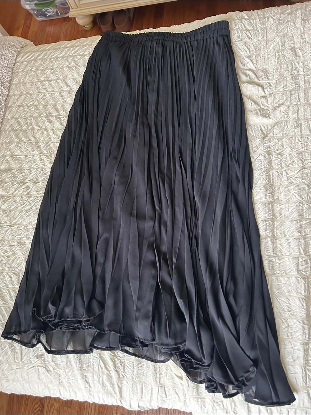 a new day Black Pleated Midi Skirt with Elastic Waist